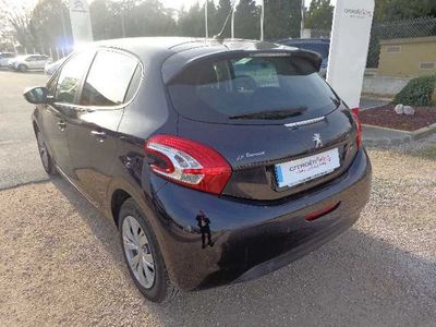 Peugeot 208 1.6 e-HDi 92ch FAP BVM5 BLUE LION Business