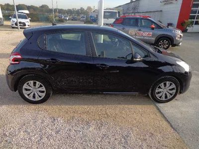 Peugeot 208 1.6 e-HDi 92ch FAP BVM5 BLUE LION Business