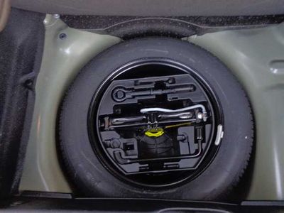 Peugeot 208 1.6 e-HDi 92ch FAP BVM5 BLUE LION Business