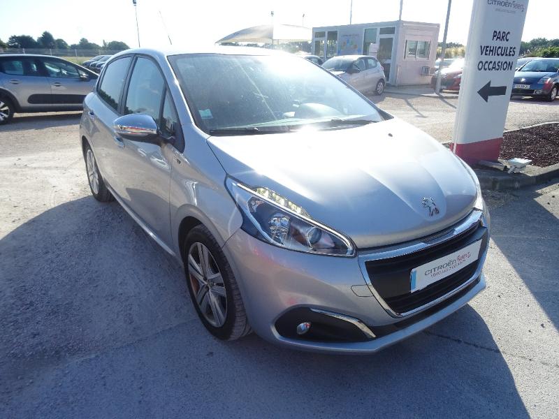 PEUGEOT 208 1.6 BlueHDi 75ch Style 5p
