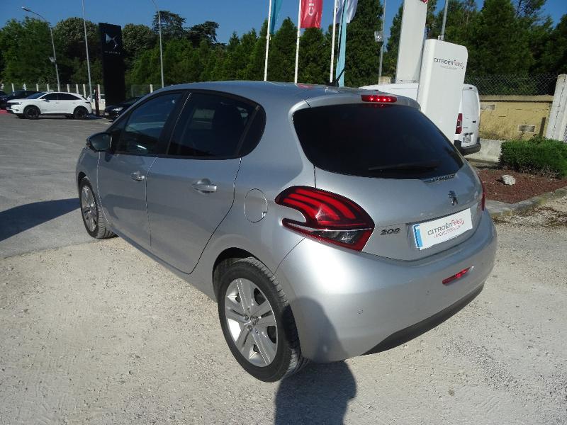 PEUGEOT 208 1.6 BlueHDi 75ch Style 5p