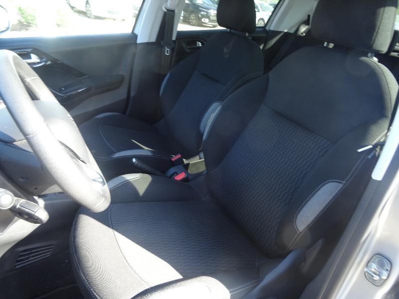 PEUGEOT 208 1.6 BlueHDi 75ch Style 5p