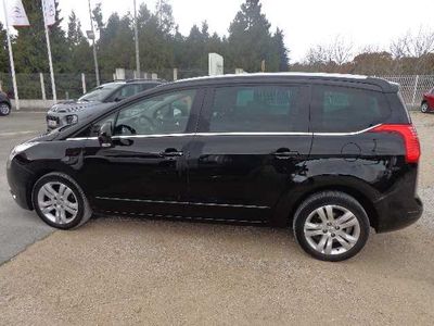 Peugeot 5008 1.6 HDi 112ch FAP BVM6 Allure 7pl