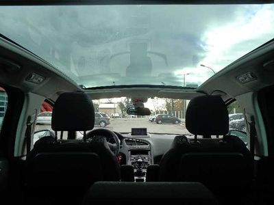 Peugeot 5008 1.6 HDi 112ch FAP BVM6 Allure 7pl