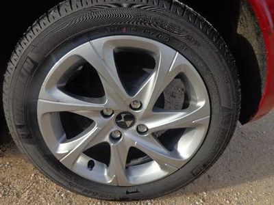 DS DS3 PureTech 82 BVM So Chic