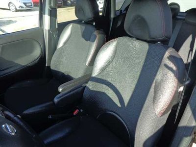 Nissan Note 1.5 dCi 90 ch Euro V FAP Tekna