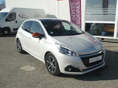 Peugeot 208 1.6 BlueHDi 100ch BVM5 Roland Garros