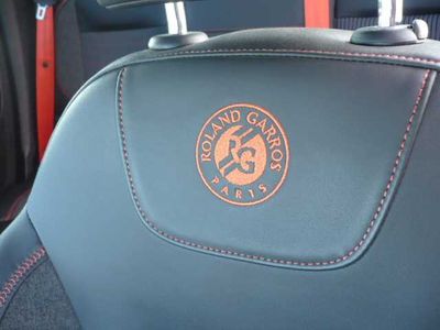 Peugeot 208 1.6 BlueHDi 100ch BVM5 Roland Garros