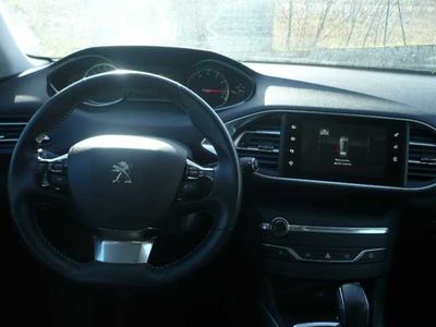 Peugeot 308 II 1.2 PureTech 110ch S&S BVM5 Allure