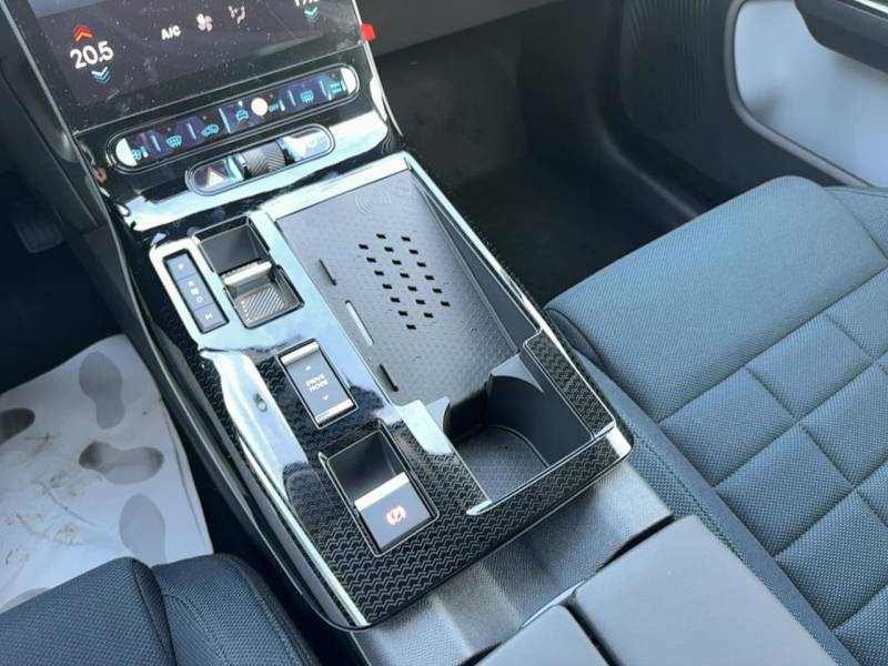 Nouveau véhicule familial C5 aircross peu kilométré comme neuf finition PLUS et garantie chez Dubreil automobiles à Auterive