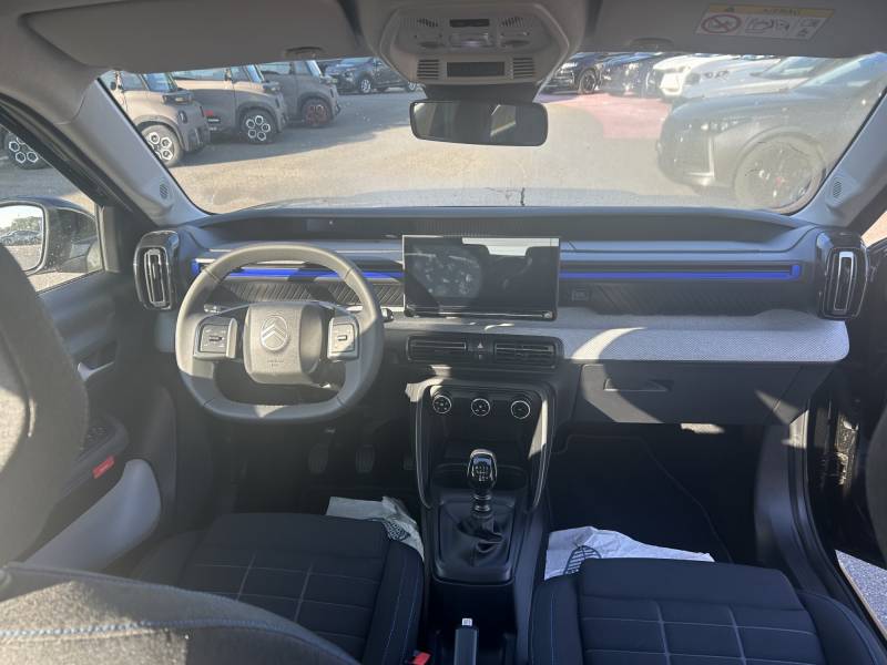 Nouvelle C3 MAX essence peu kilométré à vendre au garage Bouscatel à Roquettes au sud de Toulouse.