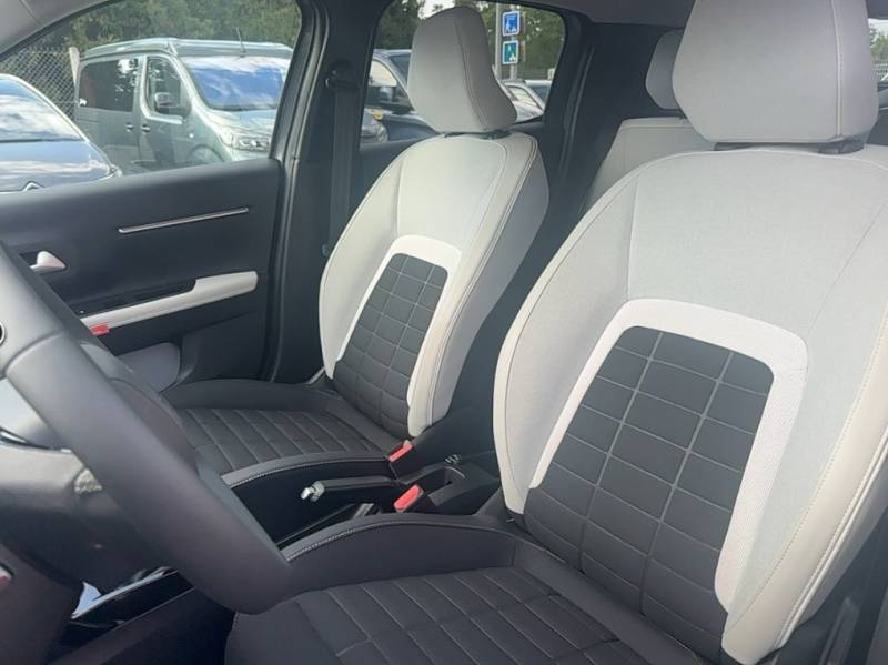 Nouvelle Citroen C3 à vendre peu kilométré et garantie au garage Bouscatel à Roquettes au sud de Toulouse