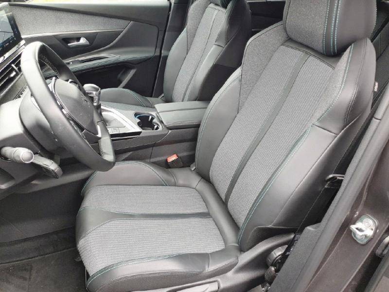 LOCATION MONOSPACE 5008 7 PLACES A AUTERIVE AU SUD DE TOULOUSE DANS LE 31