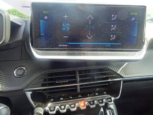 Acheter une e-208 blanche d'occasion allure business électrique à Toulouse en Haute Garonne