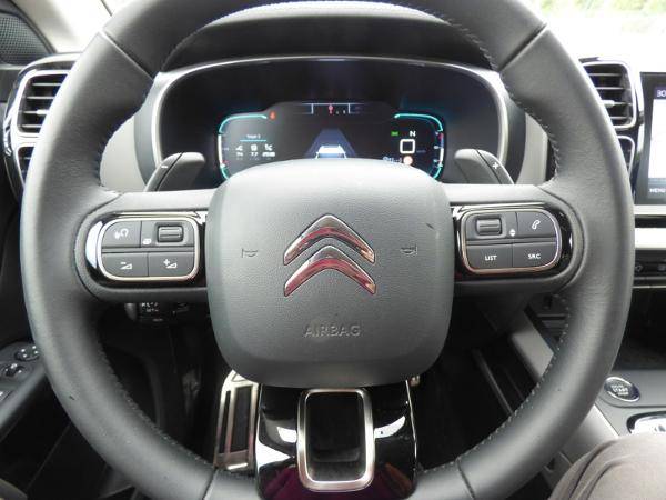 VOLANT MULTIFONCTIONS