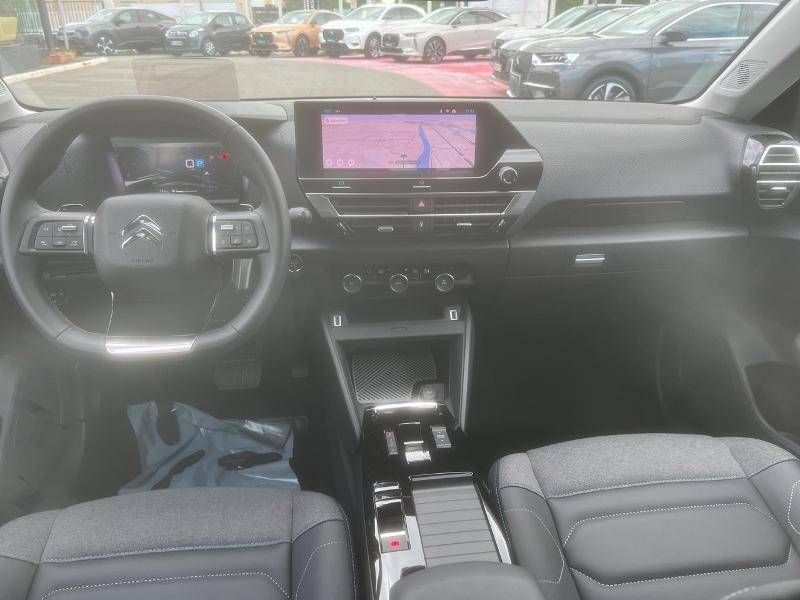 CITROËN C4X PureTech 130ch S&S SHINE EAT8 A VENDRE AU GARAGE BOUSCATEL A ROQUETTES DANS LE 31, AU SUD DE TOULOUSE.