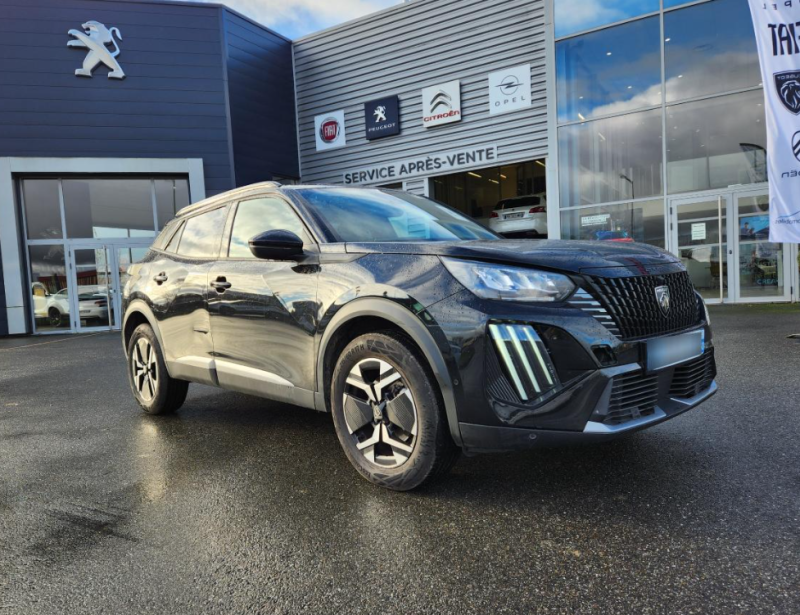 Peugeot 2008 dernière génération de 2024, 145 peu kilométré, hybride-essence avec une garantie Spoticar Premium chez Dubreil Automobiles à Auterive