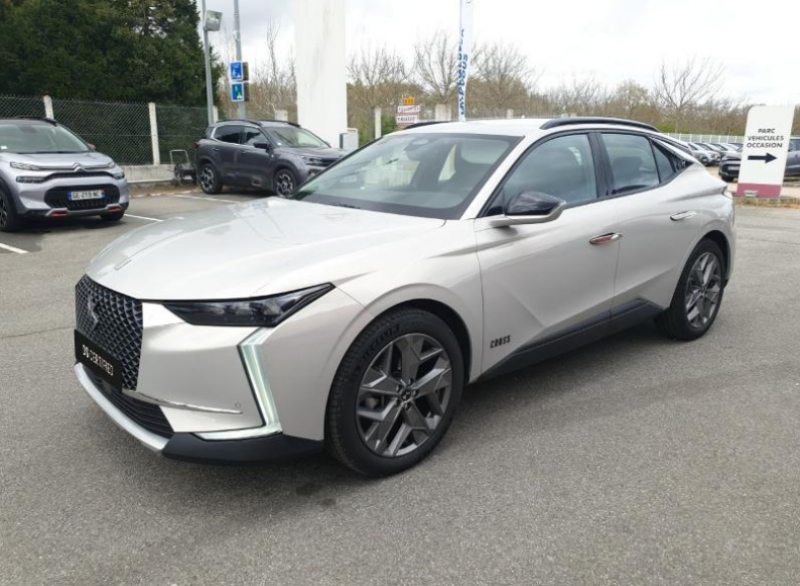 Acheter une DS4 neuve au garage BOUSCATEL à Roquettes