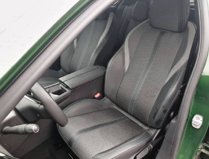 Peugeot 308 130ch S&S allure a vendre au Garage Dubreil Automobiles au sud de Toulouse